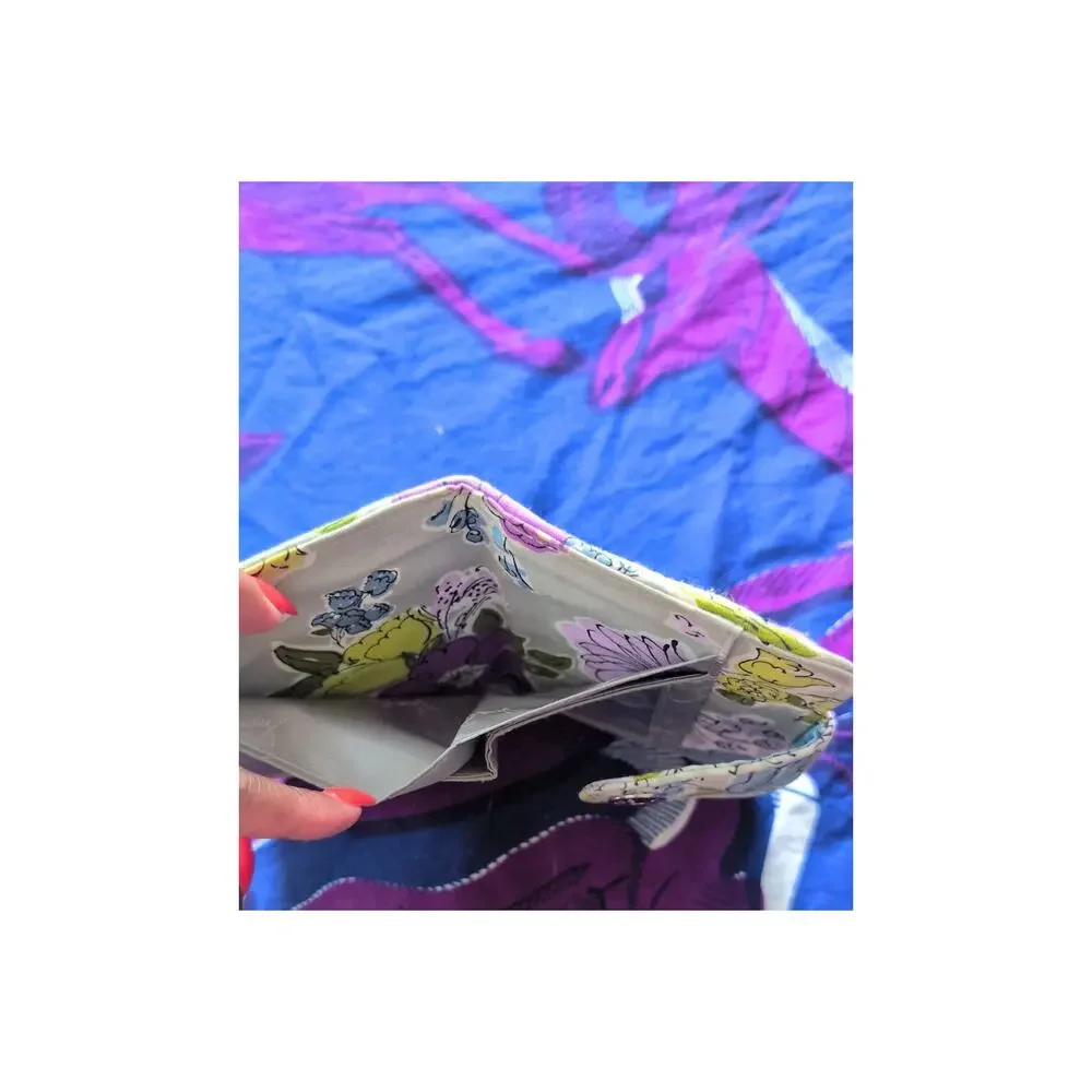 Vera Bradley beautiful vera